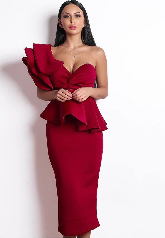 Red Midi Cocktail Dress – Timeless Elegance Meets Modern Glam