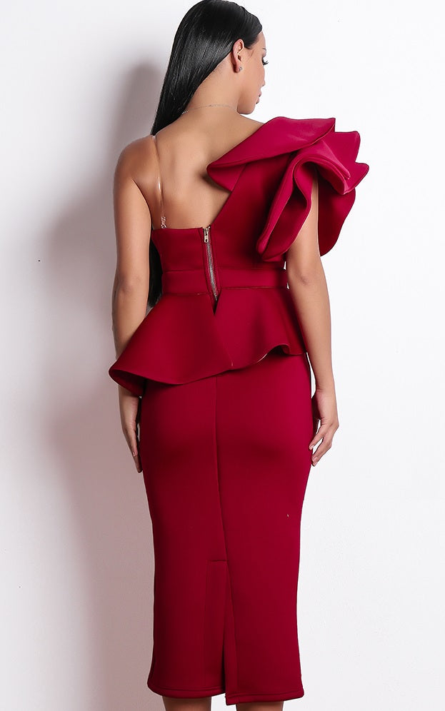 Red Midi Cocktail Dress – Timeless Elegance Meets Modern Glam